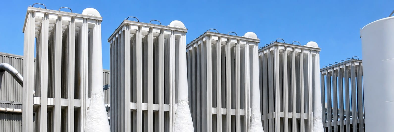 FWM ambient air vaporizers installed at industrial facility